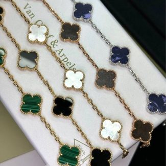 Браслет у стилі VanCleef Vintage Alhambra