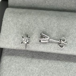 Сережки пусети з діамантами 0.30ct