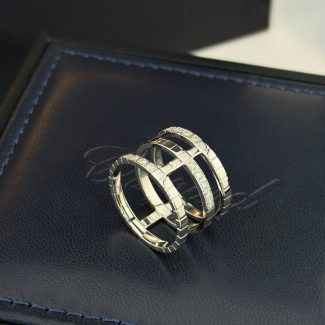 Каблучка в стилі Chopard