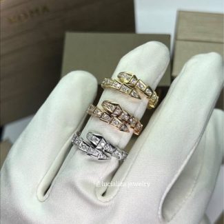 Кільця в стилі BVLGARI Serpenti