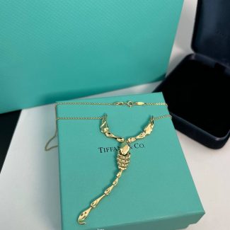 Кольє в стилі Tiffany&Co Elsa Peretti® Scorpion Pendant